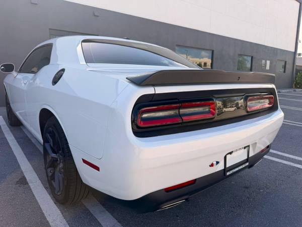 2022 Dodge, dovoz USA — foto 8 z 12