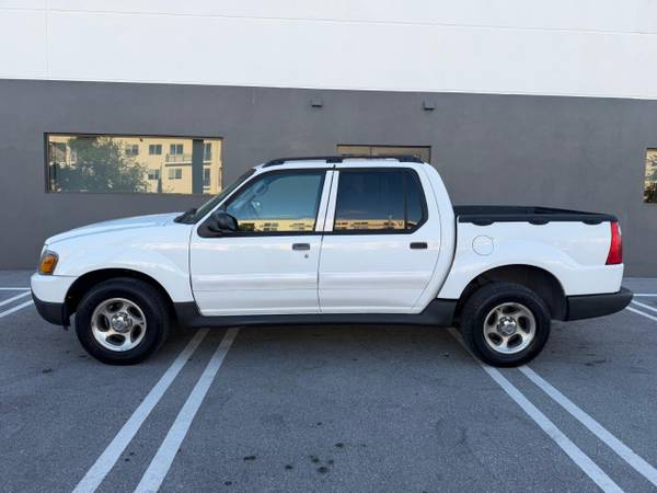 2005 Ford, dovoz USA — foto 6 z 12
