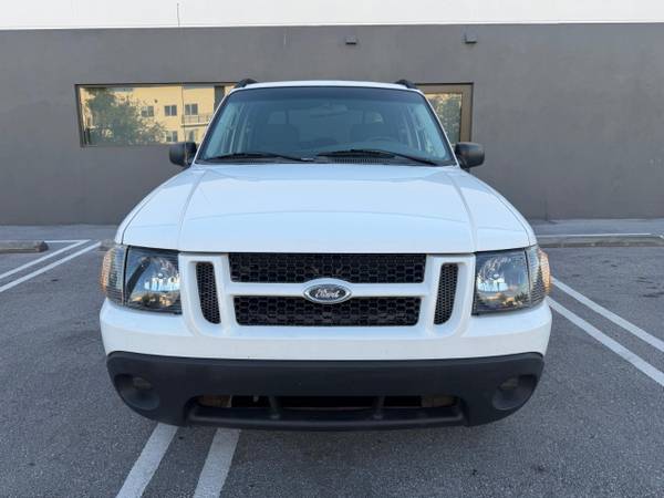 2005 Ford, dovoz USA — foto 7 z 12