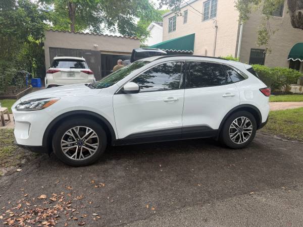 2020 Ford, dovoz USA — foto 4 z 10