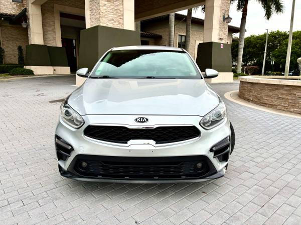 Kia, dovoz USA — foto 2 z 12
