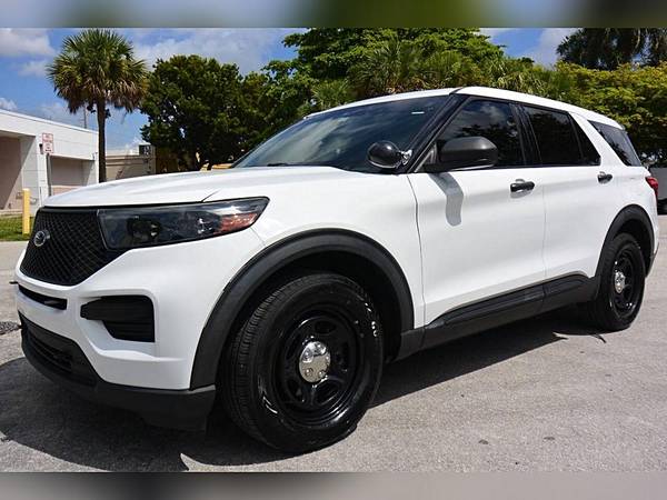 2020 Ford, dovoz USA — foto 2 z 12