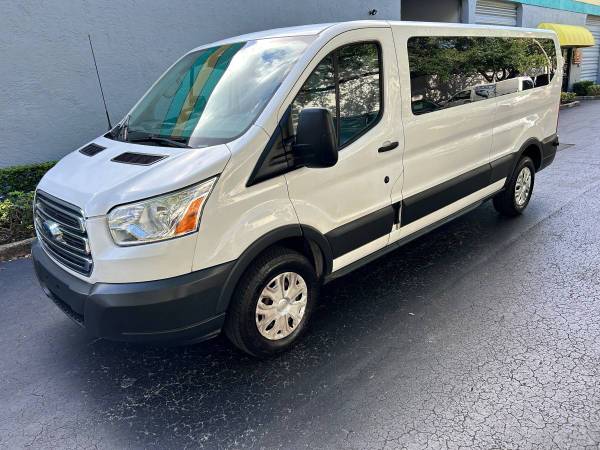 2019 Ford, dovoz USA — foto 6 z 12
