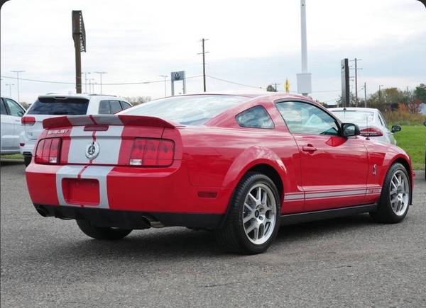 2009 Ford, dovoz USA — foto 6 z 12
