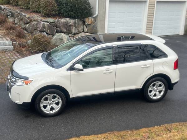 2013 Ford, dovoz USA — foto 2 z 12