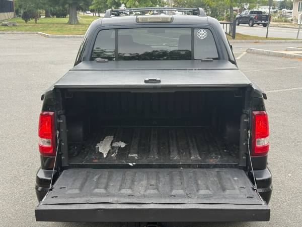 2010 Ford, dovoz USA — foto 9 z 12