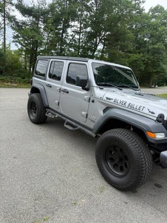 2018 Jeep, dovoz USA — foto 3 z 12