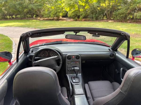 1990 Mazda, červená, dovoz USA — foto 8 z 12