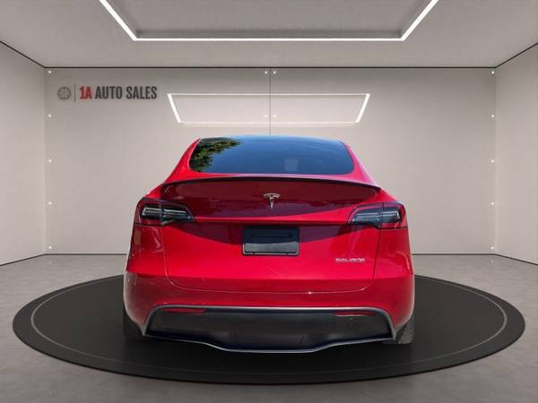 2023 Tesla, dovoz USA — foto 4 z 12