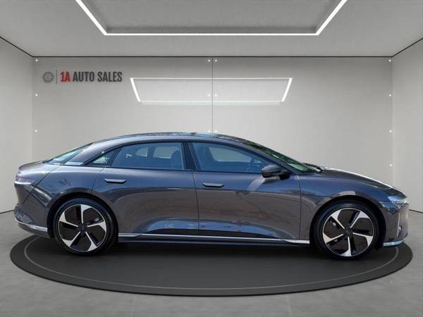 2024, dovoz USA — foto 6 z 12