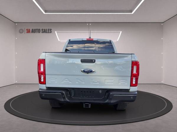 2021 Ford, dovoz USA — foto 4 z 12