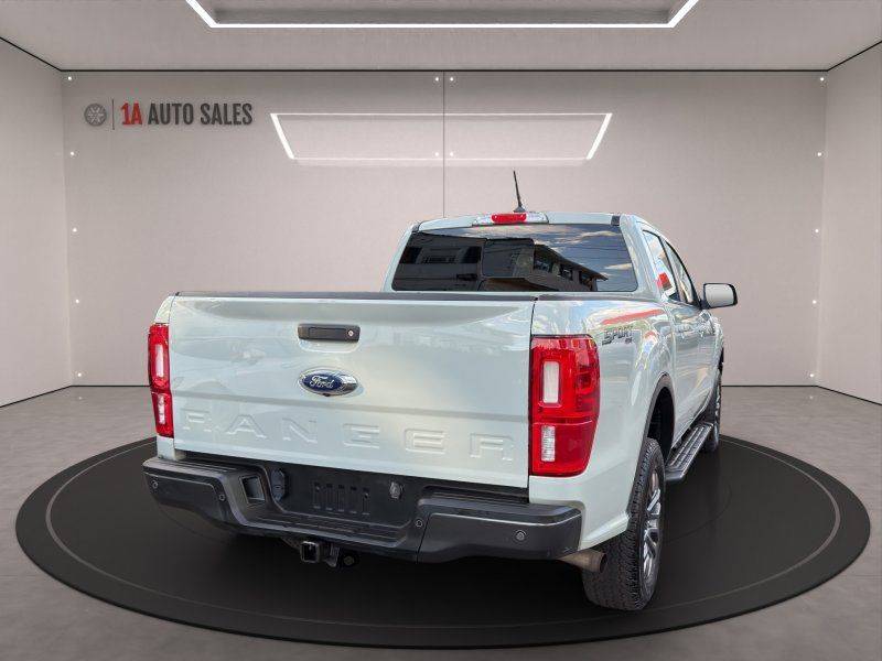 2021 Ford, dovoz USA — foto 5 z 12