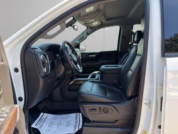2021 GMC, dovoz USA — foto 9 z 12