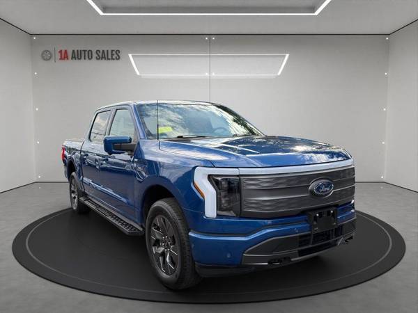2022 Ford, dovoz USA — foto 7 z 12