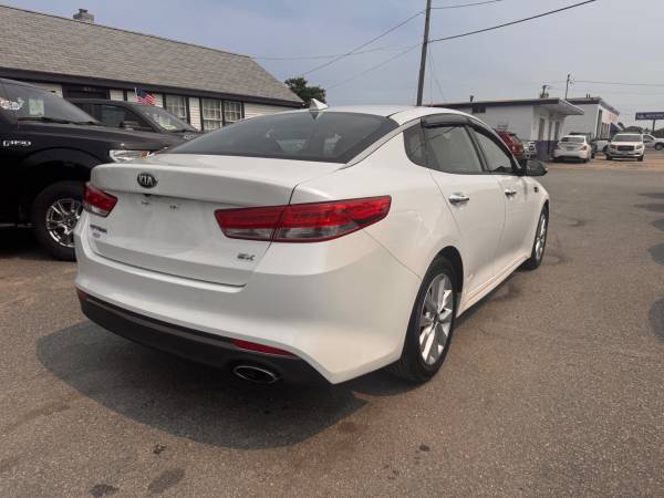 2018 Kia, dovoz USA — foto 4 z 12