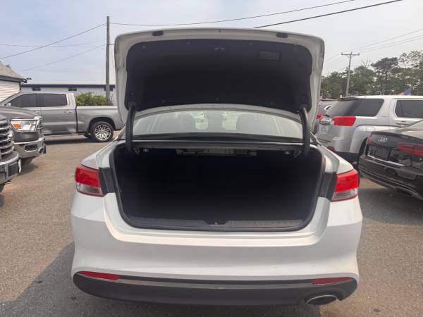 2018 Kia, dovoz USA — foto 7 z 12