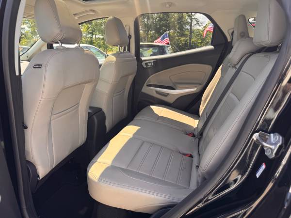 2019 Ford, dovoz USA — foto 7 z 12