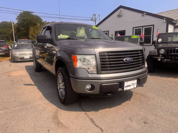 2014 Ford, dovoz USA — foto 2 z 12