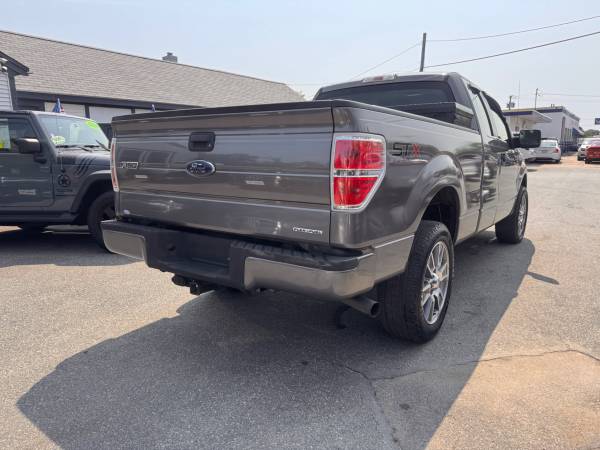2014 Ford, dovoz USA — foto 5 z 12