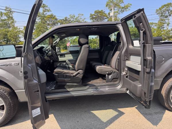 2014 Ford, dovoz USA — foto 7 z 12