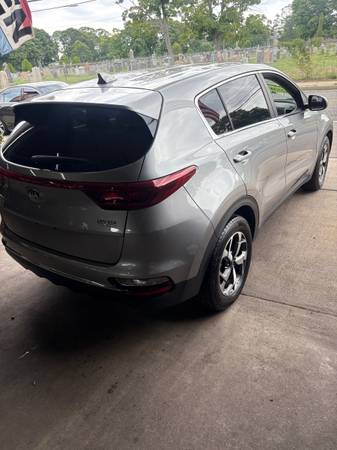 2021 Kia, dovoz USA — foto 9 z 12
