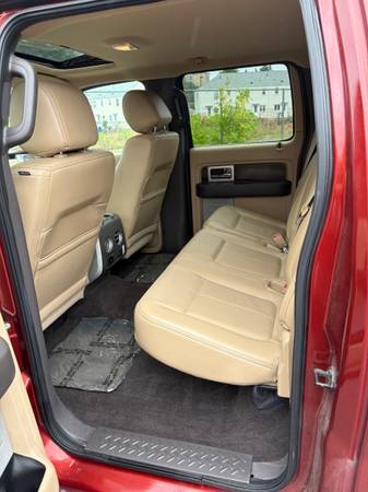 2014 Ford, dovoz USA — foto 12 z 12