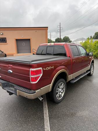 2014 Ford, dovoz USA — foto 6 z 12