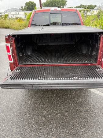 2014 Ford, dovoz USA — foto 9 z 12