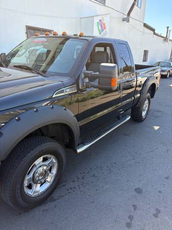 2015 Ford, dovoz USA — foto 3 z 12