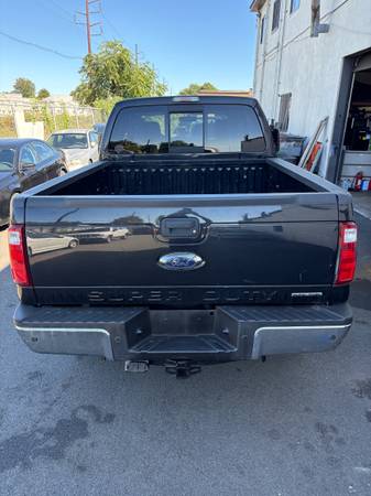 2015 Ford, dovoz USA — foto 8 z 12