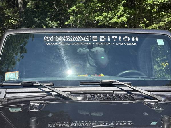 2016 Jeep, dovoz USA — foto 11 z 12