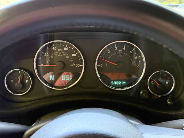 2016 Jeep, dovoz USA — foto 5 z 12
