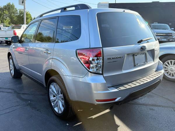 2012 Subaru, dovoz USA — foto 5 z 12