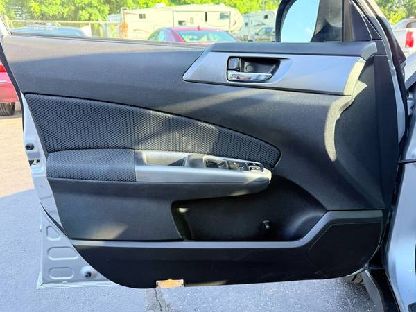 2012 Subaru, dovoz USA — foto 9 z 12