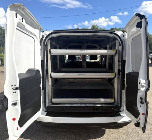 2022 RAM, dovoz USA — foto 10 z 12