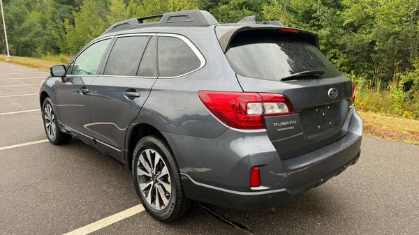 2017 Subaru, dovoz USA — foto 11 z 12