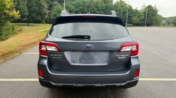 2017 Subaru, dovoz USA — foto 12 z 12