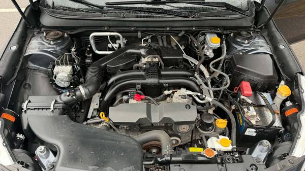 2017 Subaru, dovoz USA — foto 4 z 12