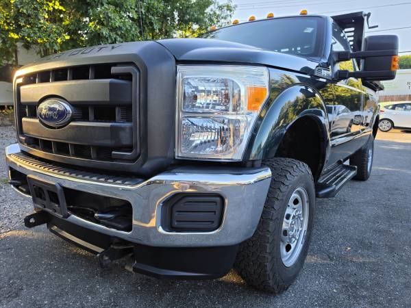 2016 Ford, dovoz USA — foto 12 z 12