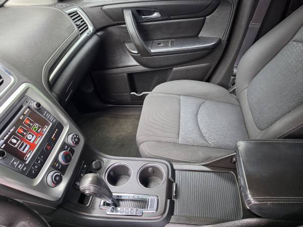 2014 GMC, dovoz USA — foto 11 z 12