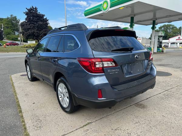 2015 Subaru, dovoz USA — foto 2 z 8
