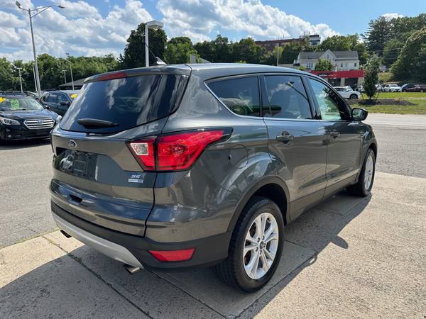 2019 Ford, dovoz USA — foto 3 z 8