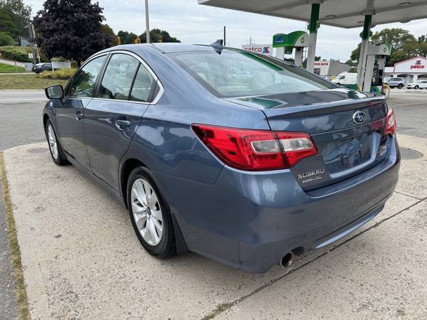 2016 Subaru, dovoz USA — foto 2 z 8