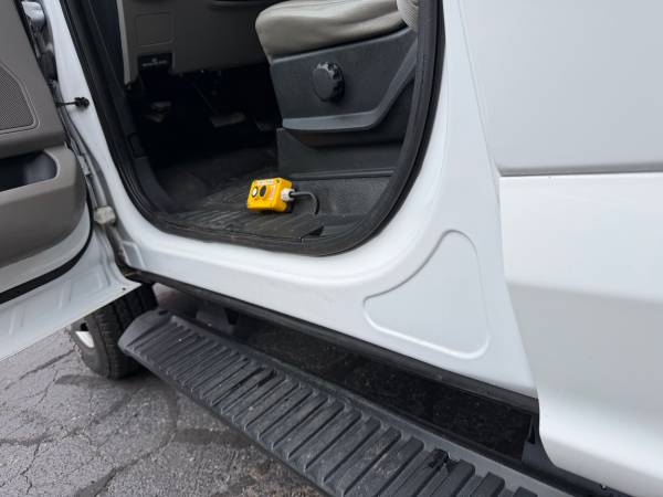 2018 Ford, dovoz USA — foto 5 z 9