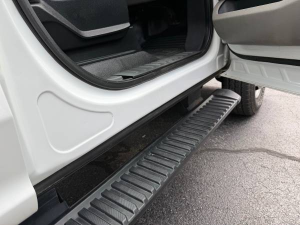 2018 Ford, dovoz USA — foto 6 z 9