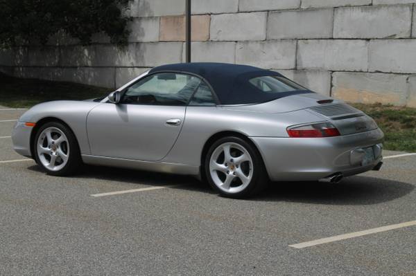 2003 Porsche, dovoz USA — foto 3 z 12