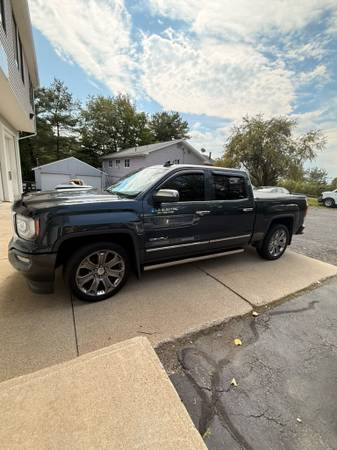 2018 GMC, dovoz USA — foto 2 z 9