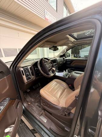 2018 GMC, dovoz USA — foto 5 z 9