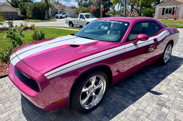 2010 Dodge, dovoz USA — foto 4 z 12