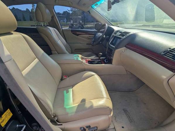 2008 Lexus, dovoz USA — foto 11 z 12
